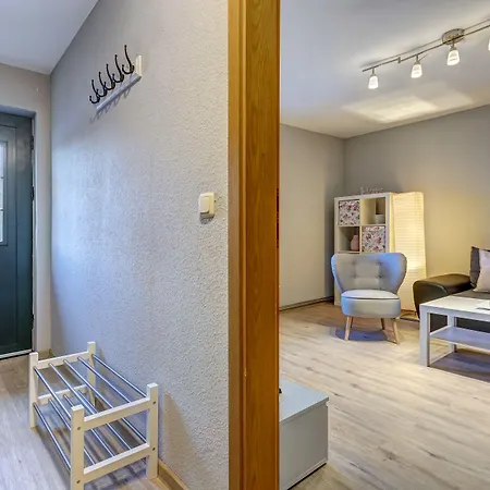 Alte Schnitterkate * Lassan