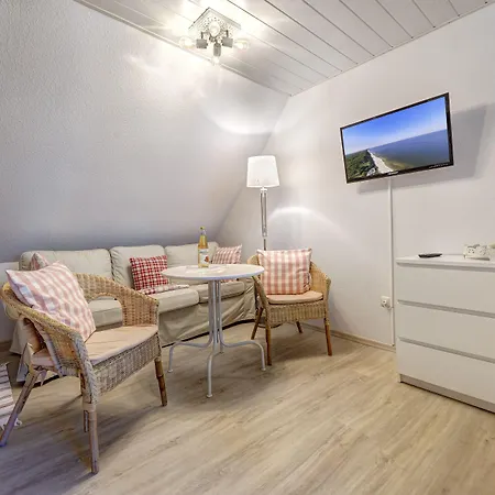 Alte Schnitterkate * Lassan