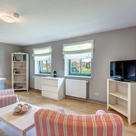 Alte Schnitterkate * Lassan